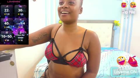 Emma Stonnee  online show from 04/12/26, 07:41
