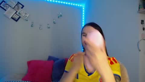 Emma Black online show from 06/17/26, 04:08