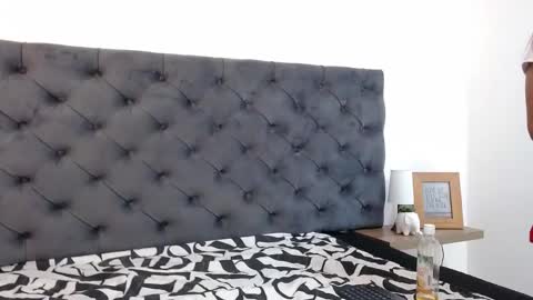 Emma... online show from 04/10/26, 11:48