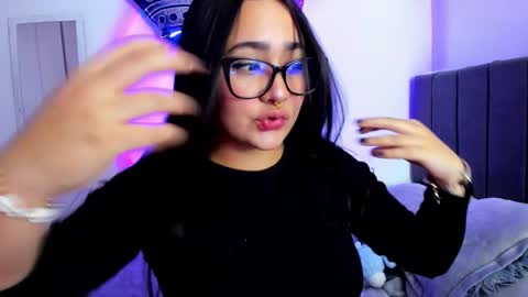 Emma online show from 03/04/26, 01:11