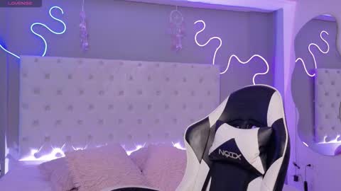 emma_visconti online show from 02/06/26, 12:30