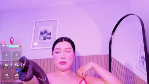 Snapshot of emma_walton_ chatting on 04/30/26, 07:42 online show from 04/30/26, 07:42