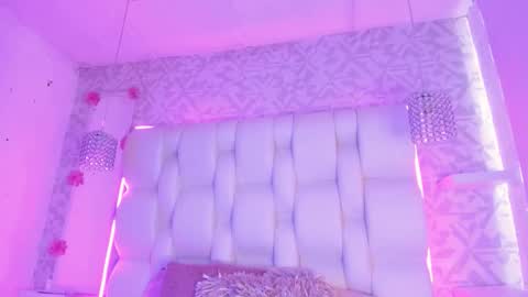 emmaa00_ online show from 02/26/26, 07:24