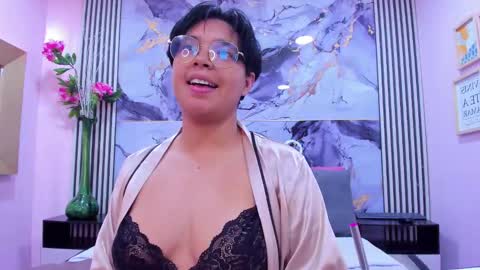 Emma  online show from 09/26/25, 02:59