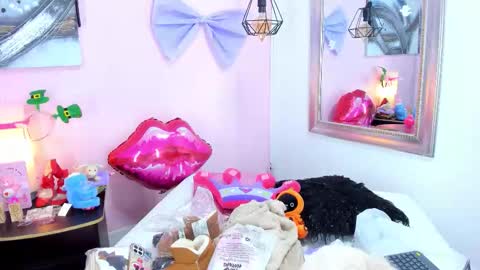 Emma  online show from 03/16/26, 09:08