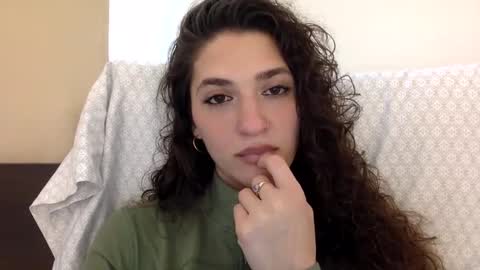 Emma online show from 02/12/25, 05:26