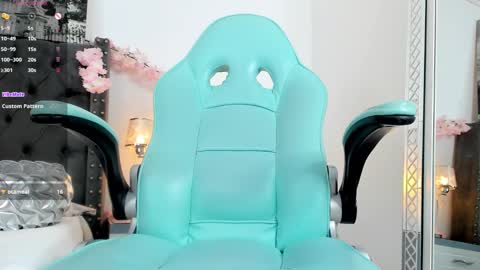 Welcome Im yosein  Your love is my passion activate it with your tips and enjoy with me online show from 12/11/24, 01:37