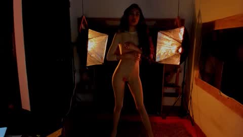 Emma Duque online show from 12/14/25, 03:23