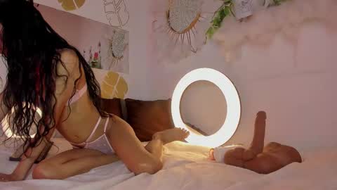 Emma Duque online show from 01/09/26, 10:44