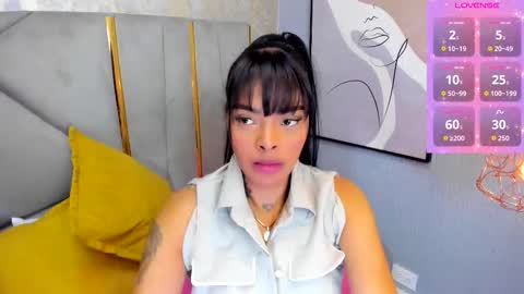 emmaebony_ online show from 11/07/25, 03:01