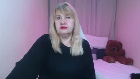 Snapshot of emmaellison924117 chatting on 04/21/26, 06:09 emmaellison924117 online show from 04/21/26, 06:09