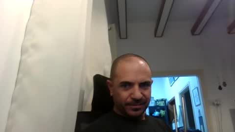 Ariel online show from 02/02/26, 06:39