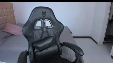 Jennifer online show from 12/06/24, 09:13