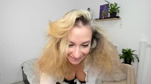 Emma online show from 11/06/25, 08:37