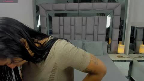 EMMA HILL online show from 10/20/25, 10:59