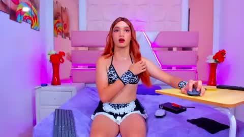 Emma Hilton online show from 06/16/26, 08:44