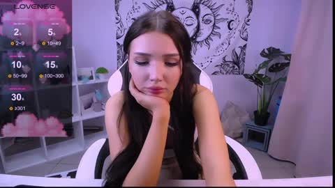 Snapshot of emmakeam_ chatting on 12/06/24, 06:15 Emma online show from 12/06/24, 06:15