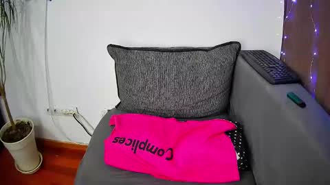 emmakros online show from 03/01/25, 03:49