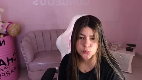 Emma online show from 02/19/25, 10:34