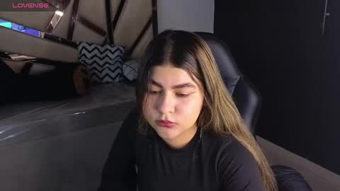 Emma online show from 03/12/25, 10:37