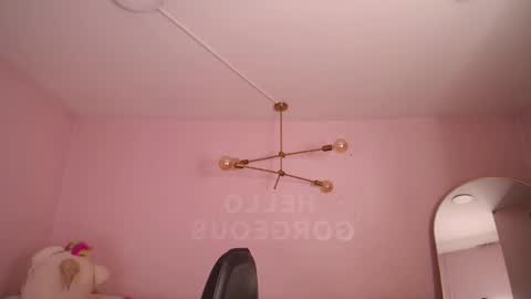 Emma online show from 09/11/25, 12:49