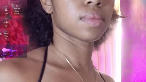 Snapshot of emmalove01 chatting on 02/15/26, 02:30 emmalove01 online show from 02/15/26, 02:30