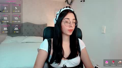 Snapshot of emmalove_doll chatting on 01/08/26, 01:35 Emmas Room online show from 01/08/26, 01:35