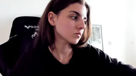 Emma online show from 07/09/26, 11:14
