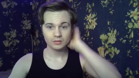 Snapshot of emmanuel_manny chatting on 12/04/25, 08:34 emmanuel_manny online show from 12/04/25, 08:34