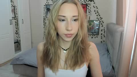 Emma online show from 04/01/26, 11:33