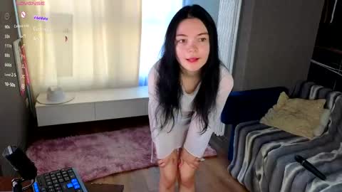 Petite girl Emmy online show from 06/06/26, 06:07