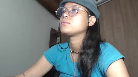 emmasweet95 online show from 02/04/25, 08:38