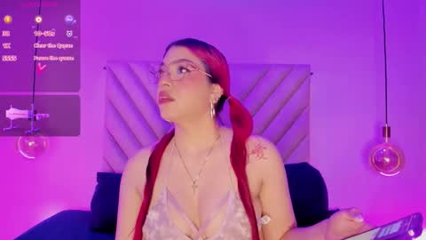 Emma online show from 12/16/25, 03:22