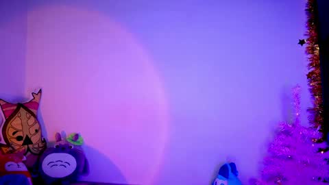 RH-NEGATIVE GREEN-EYED BAELIEN online show from 01/29/25, 02:10