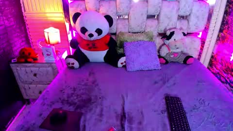 Emma online show from 04/09/26, 04:01