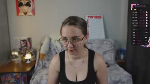 Mia online show from 06/21/26, 08:00