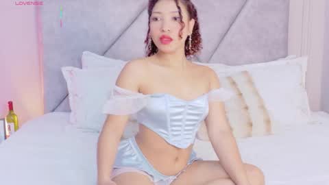 Emma online show from 05/19/26, 12:22