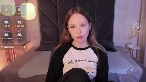 Snapshot of emmazing_ chatting on 11/27/25, 09:50 Iris online show from 11/27/25, 09:50