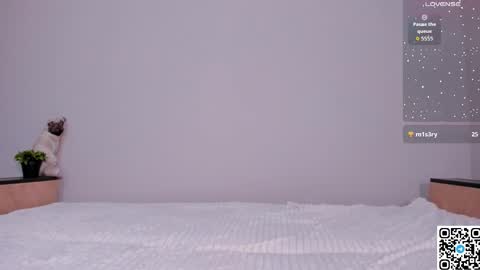 Emmelie online show from 09/23/25, 06:55