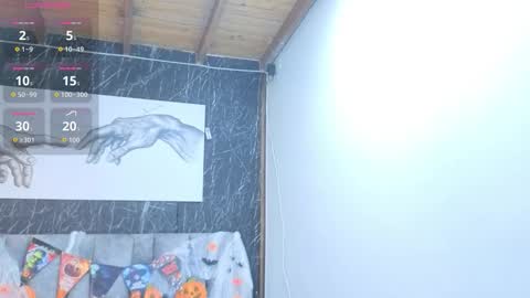 emmi_collins online show from 10/19/25, 07:47