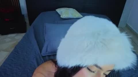 emmi_collins online show from 03/26/26, 07:52