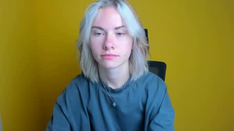 Emmi online show from 09/09/25, 05:07