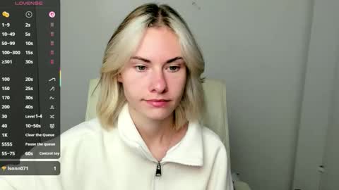 Emmi online show from 09/25/25, 05:33