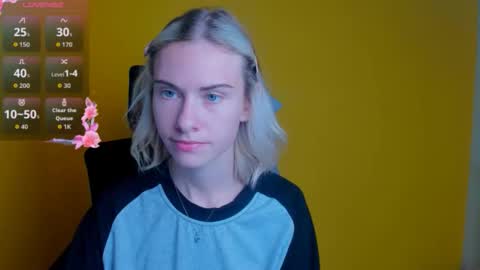 Emmi online show from 10/10/25, 07:07