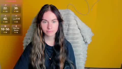 Emmi online show from 06/19/26, 11:25