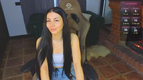 Mia online show from 10/19/25, 06:03