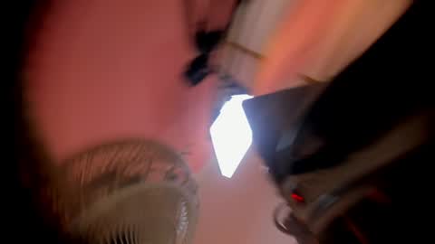 Emmi online show from 04/12/26, 09:20