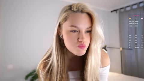 Aurora online show from 12/20/25, 10:11