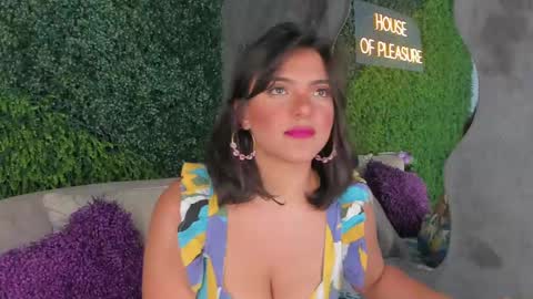 Emmiily online show from 02/12/25, 07:56