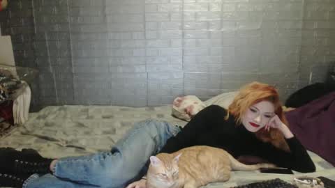 Emmily000 online show from 12/02/24, 03:04